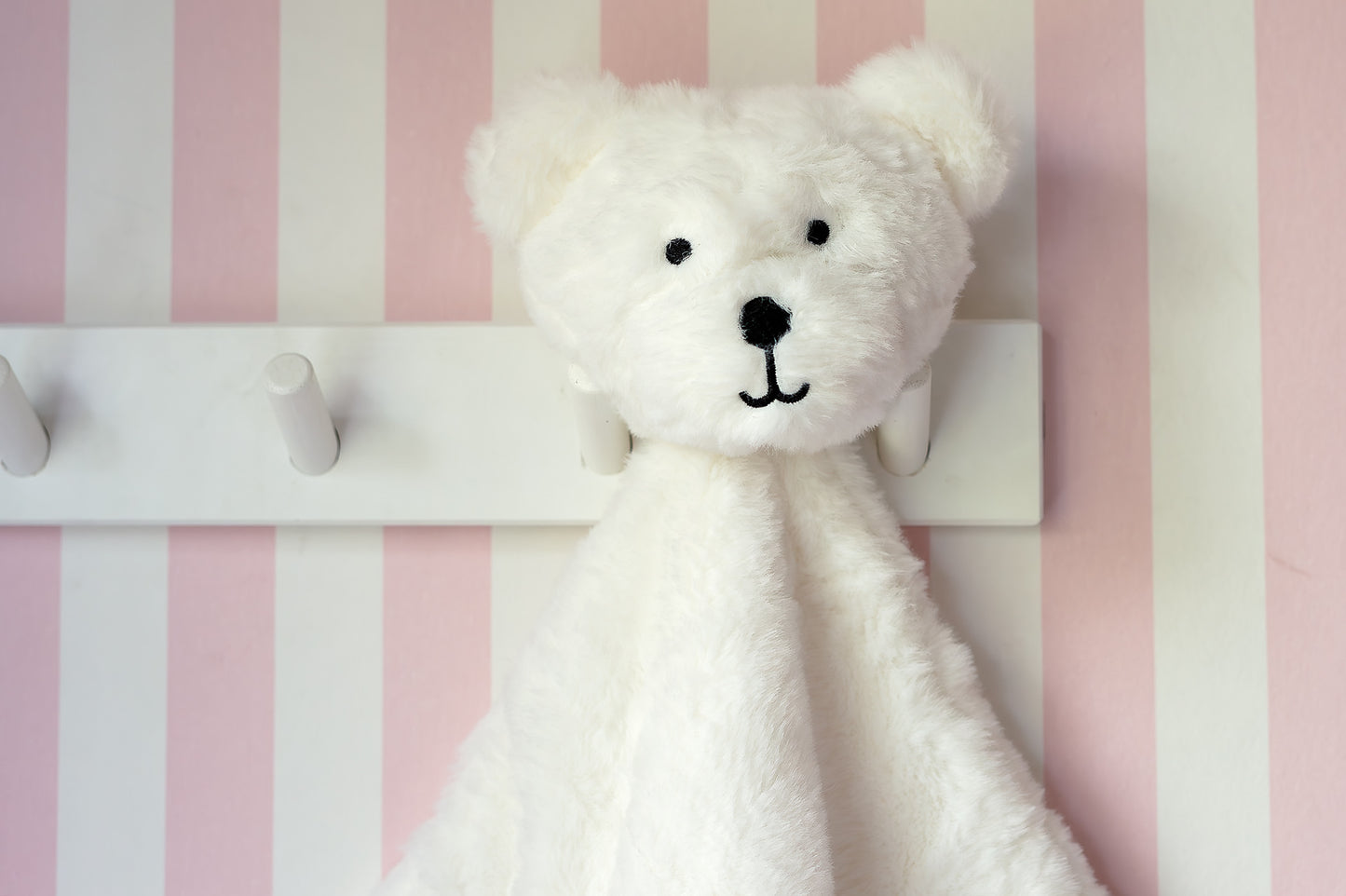 Snugglzzz Comforter White